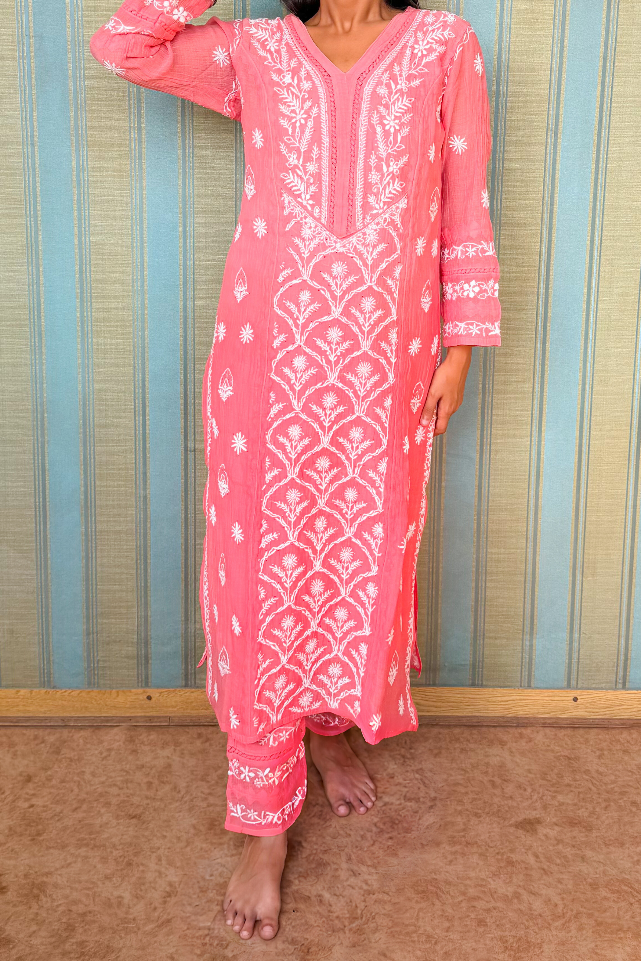 Arsh Handcrafted Kurti, Pant and Dupatta 3 pc Mul Chanderi Mukesh Chikan Set - arshchikan