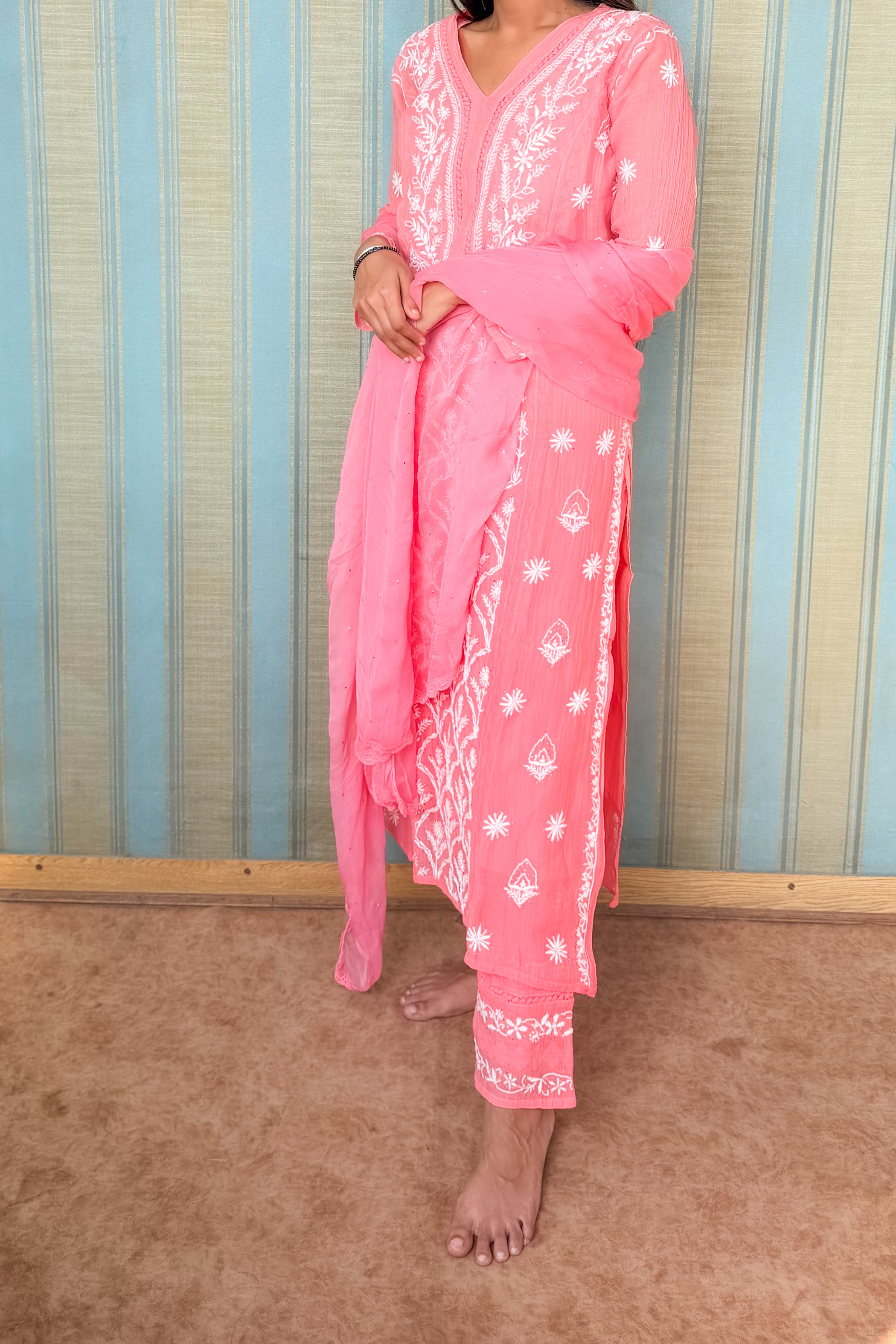 Arsh Handcrafted Kurti, Pant and Dupatta 3 pc Mul Chanderi Mukesh Chikan Set - arshchikan
