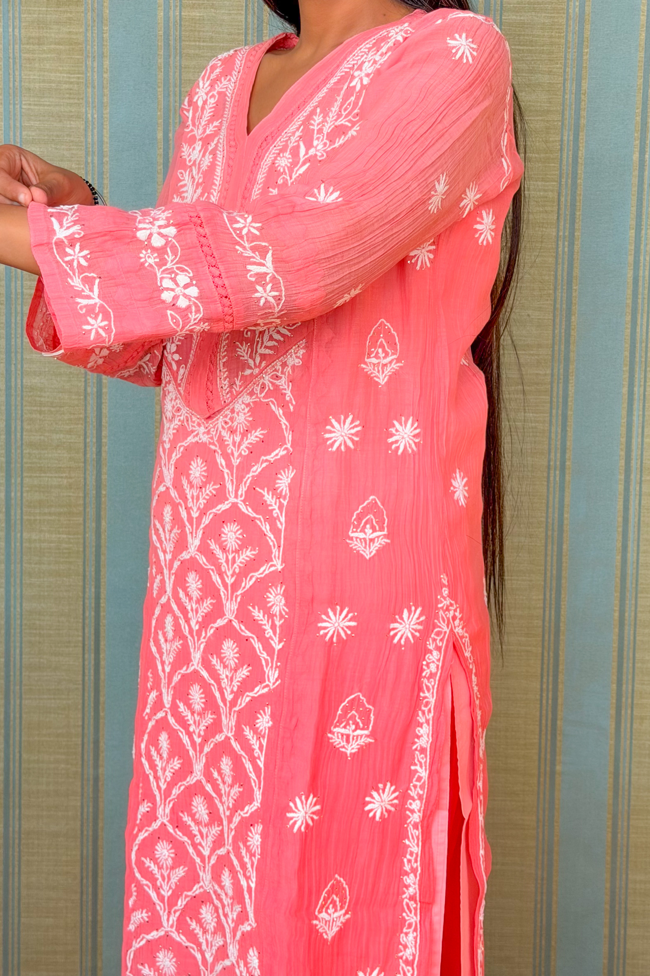 Arsh Handcrafted Kurti, Pant and Dupatta 3 pc Mul Chanderi Mukesh Chikan Set - arshchikan