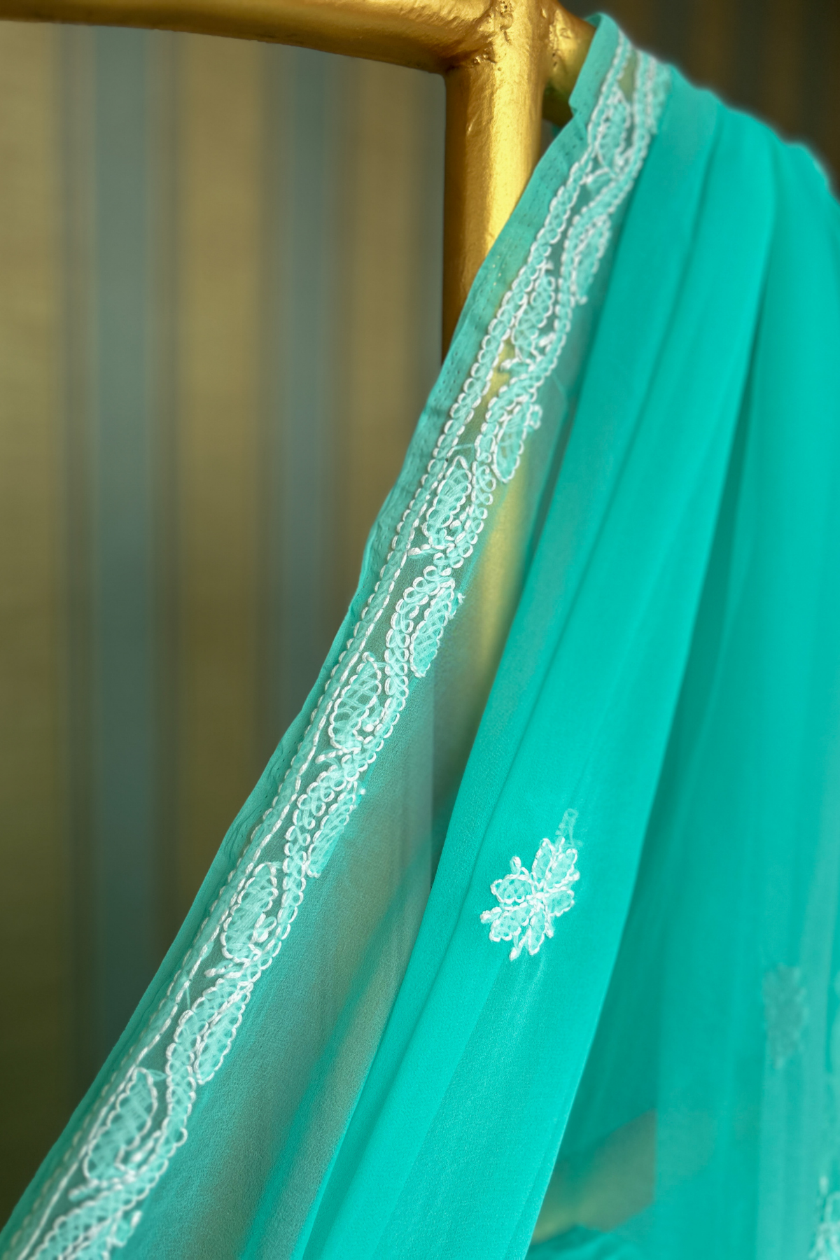 Arsh Handcrafted Semi Georgette Heavy Palla Turquoise Chikan Embroidered Saree - arshchikan