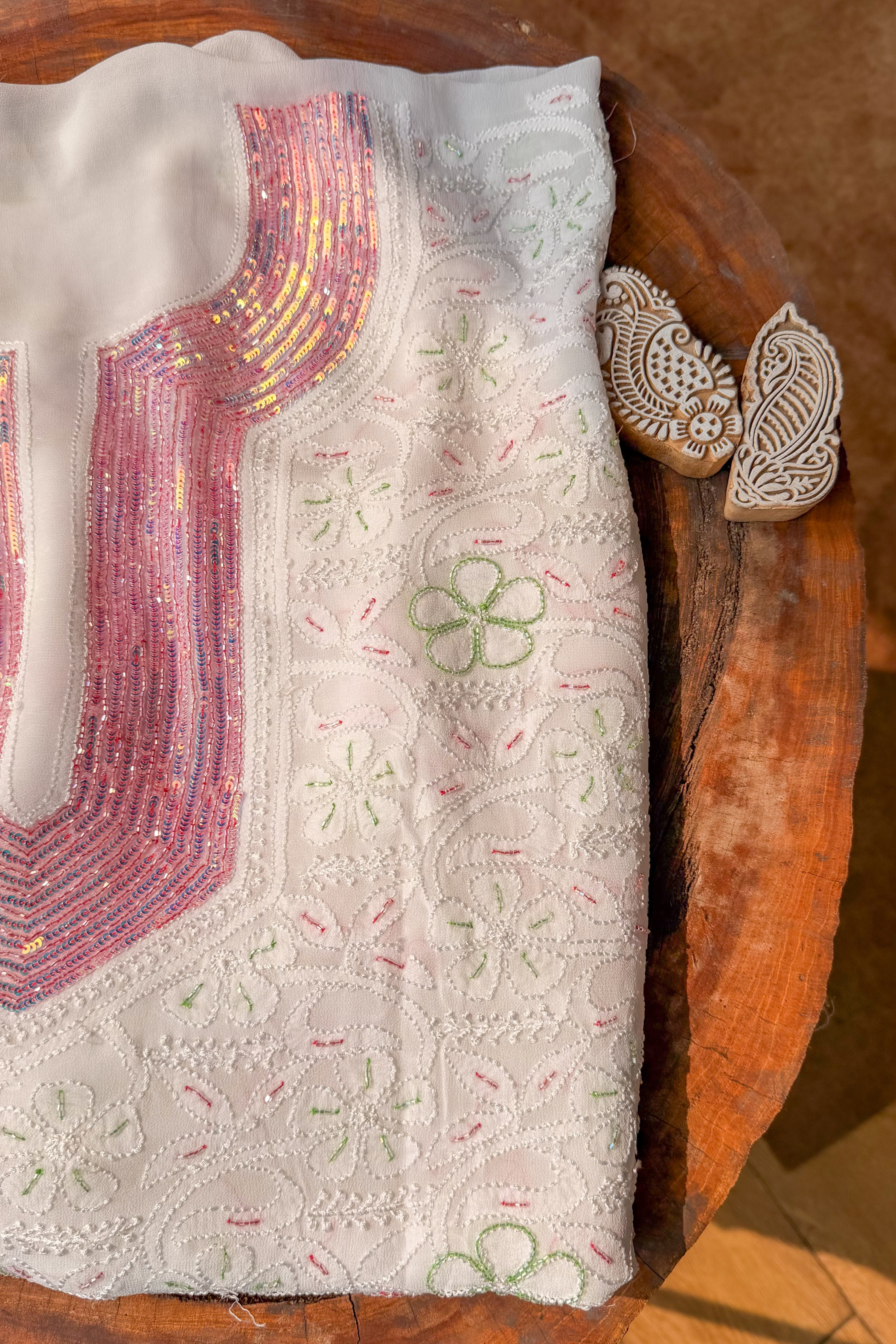 Arsh Handcrafted Pure Viscose Georgette Unstitched Chikankari 3pc Suit Set - arshchikan