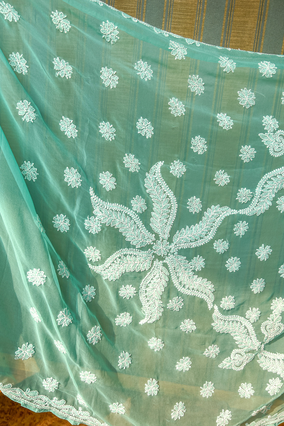 Arsh Handcrafted Semi Georgette Heavy Palla Turquoise Chikan Embroidered Saree - arshchikan