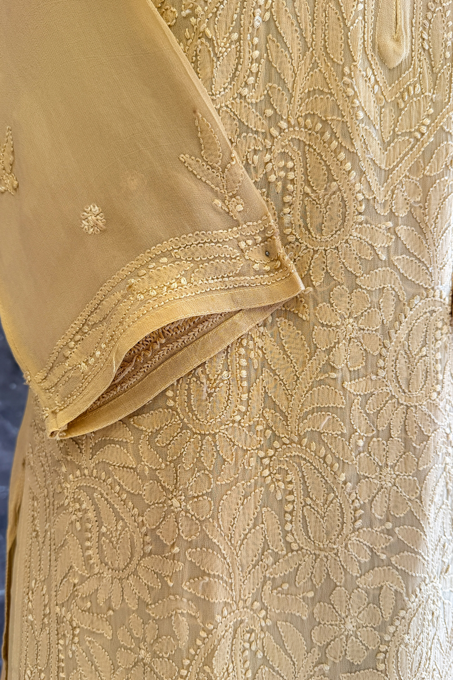 Arsh Handcrafted Kurta, Dupatta and Plazzo Set dyed in Beige Colour - arshchikan