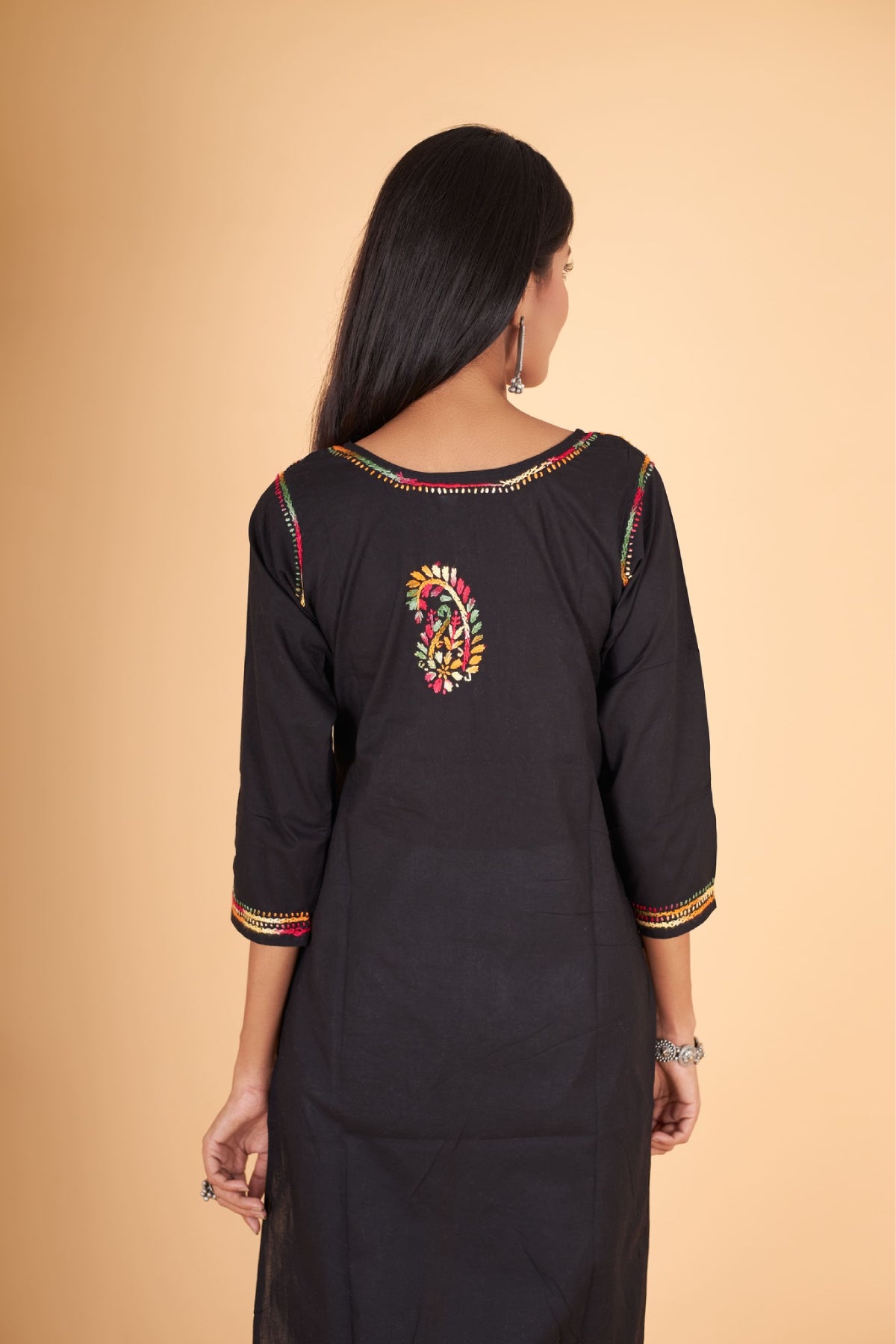 Arsh Handcrafted Multi on Black Pure Cotton Kurti - arshchikan