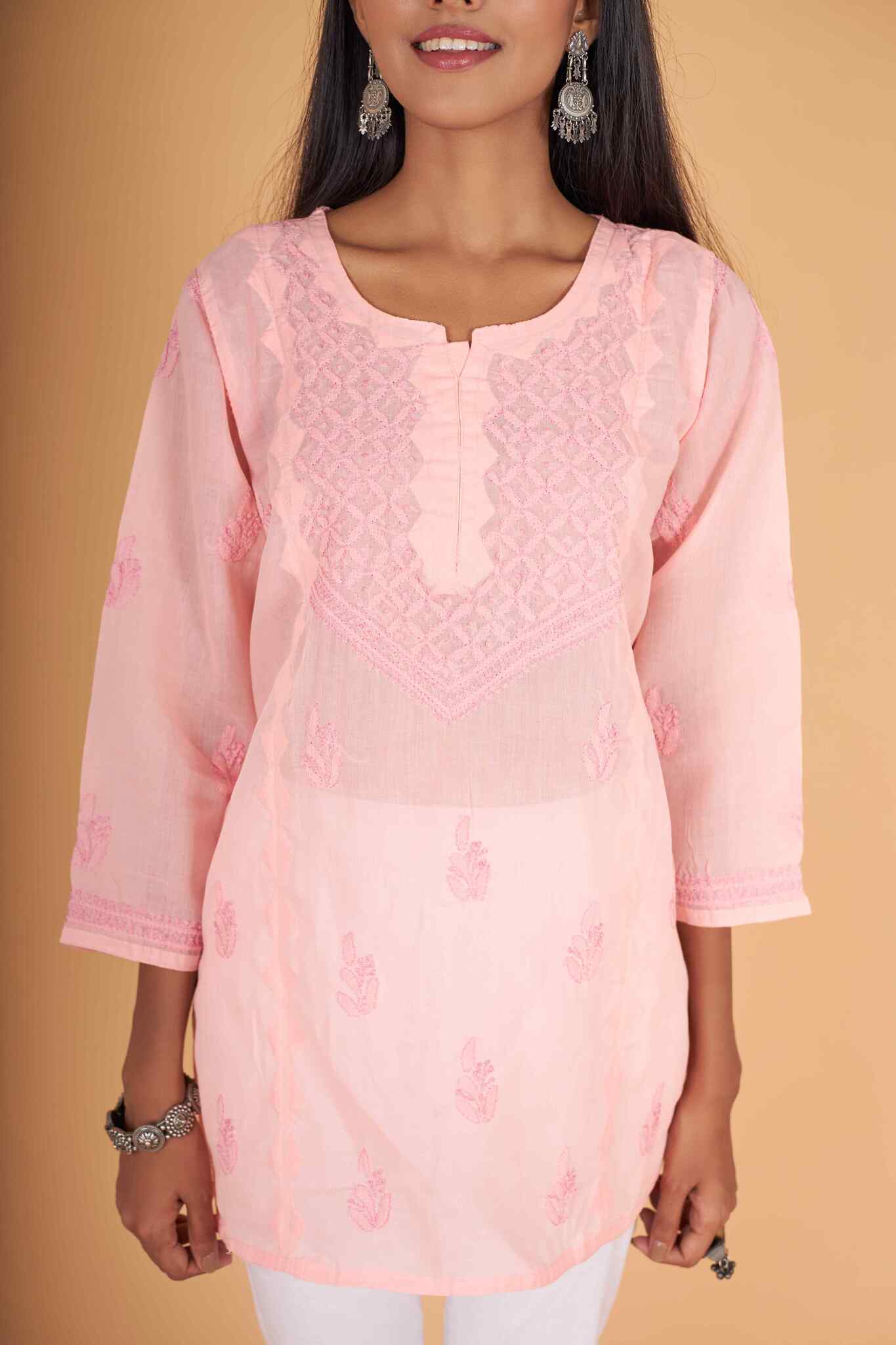 Arsh Handcrafted Peach Pure Cotton Chikankari Daraj Short Top - arshchikan
