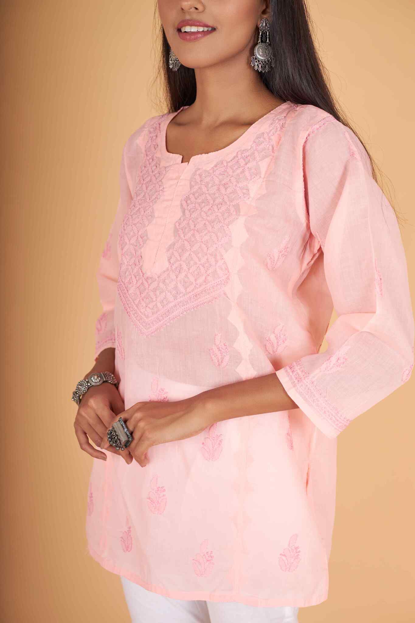 Arsh Handcrafted Peach Pure Cotton Chikankari Daraj Short Top - arshchikan