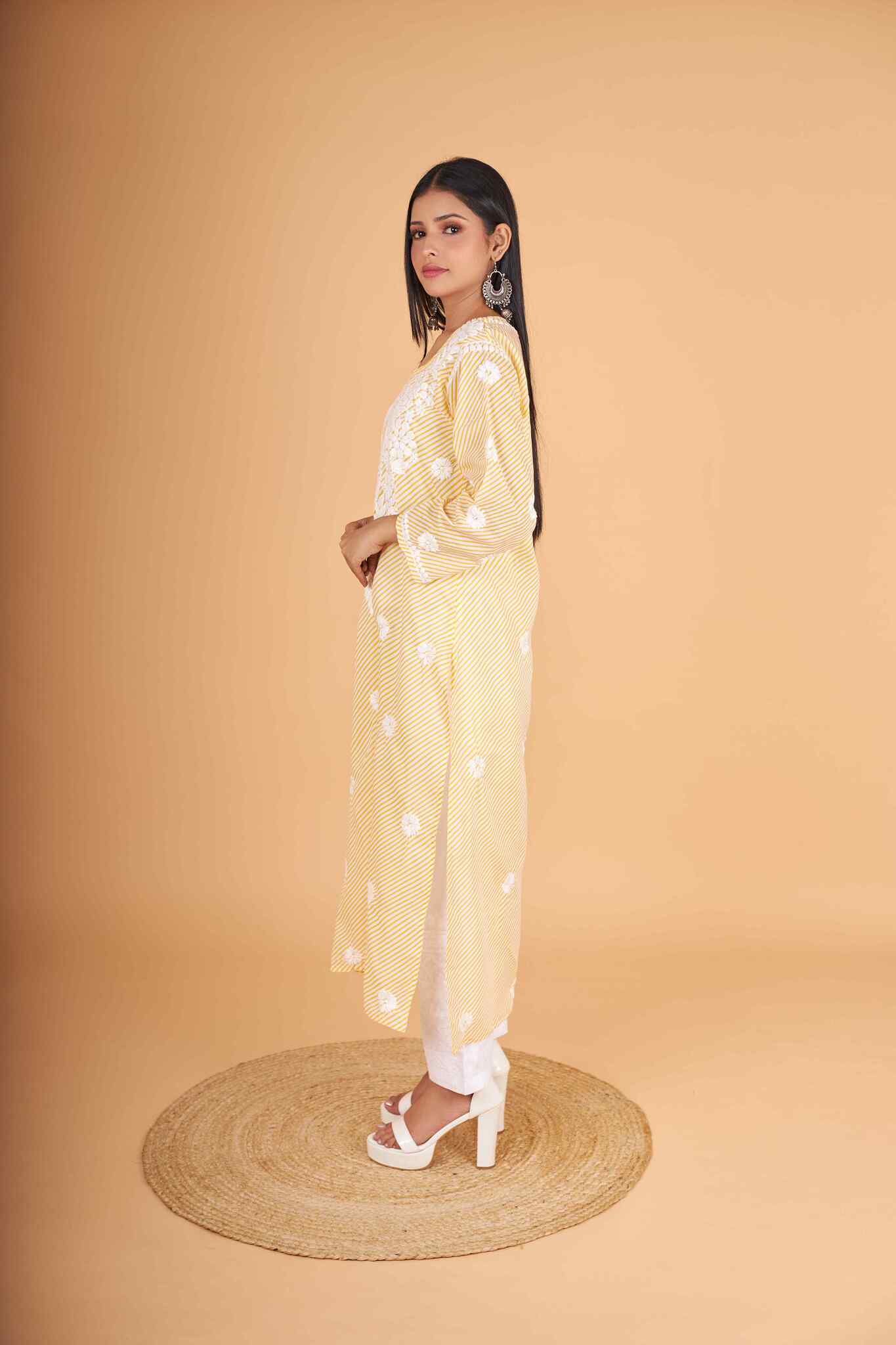 Arsh Handcrafted Leheriya Print Pure Cotton Chikan Kurti - arshchikan