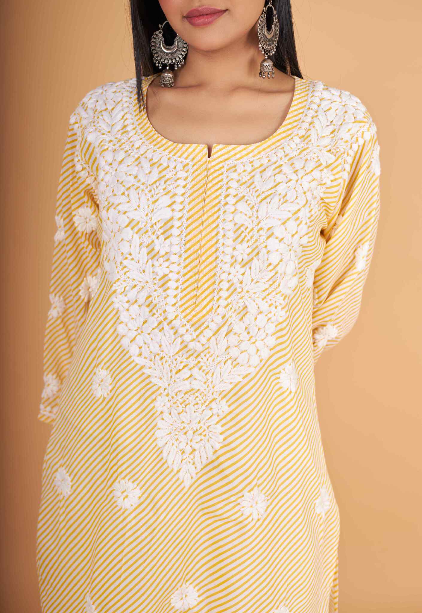 Arsh Handcrafted Leheriya Print Pure Cotton Chikan Kurti - arshchikan