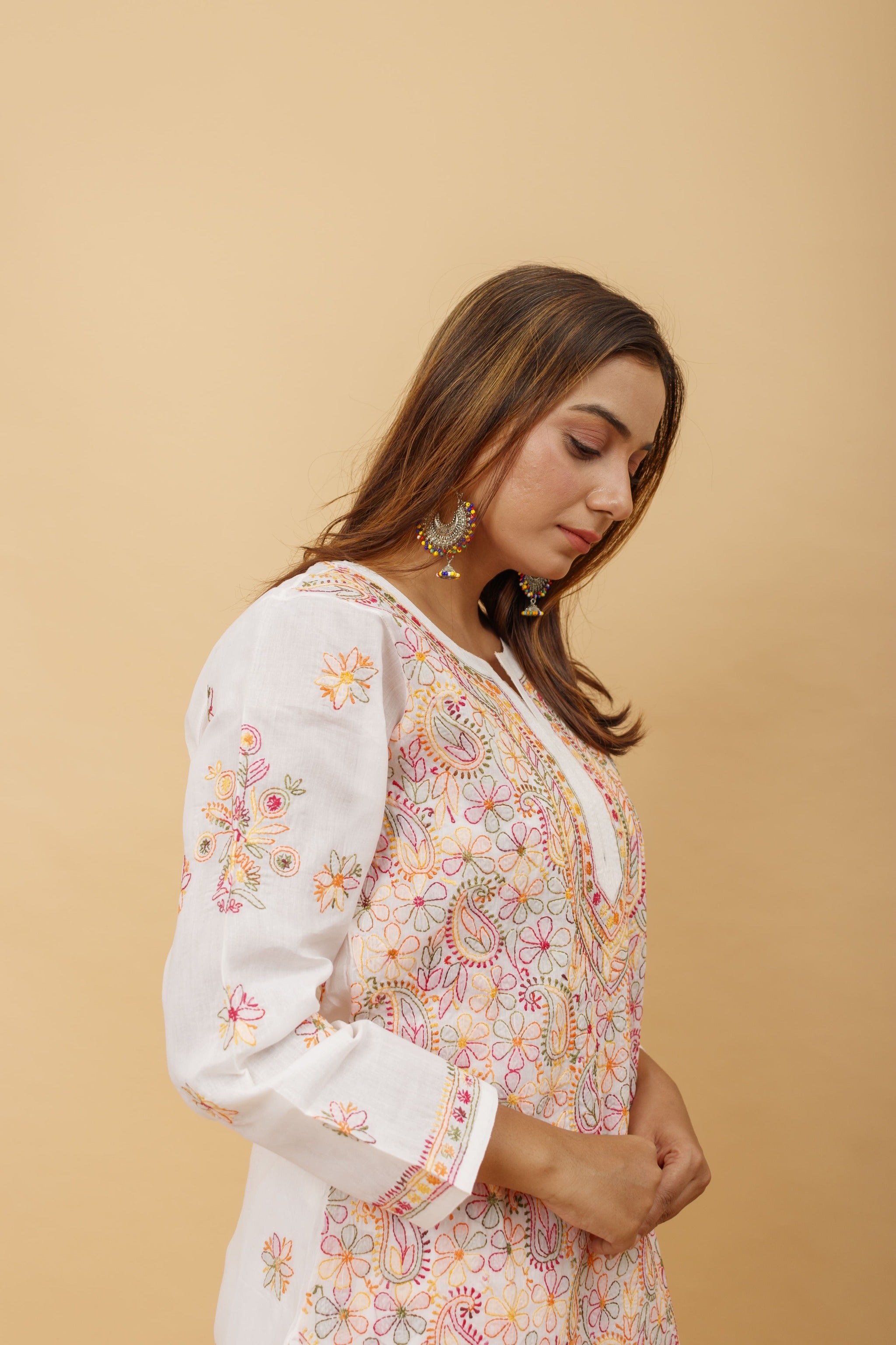 Arsh Handcrafted Multi on White Cotton Kurti - arshchikan