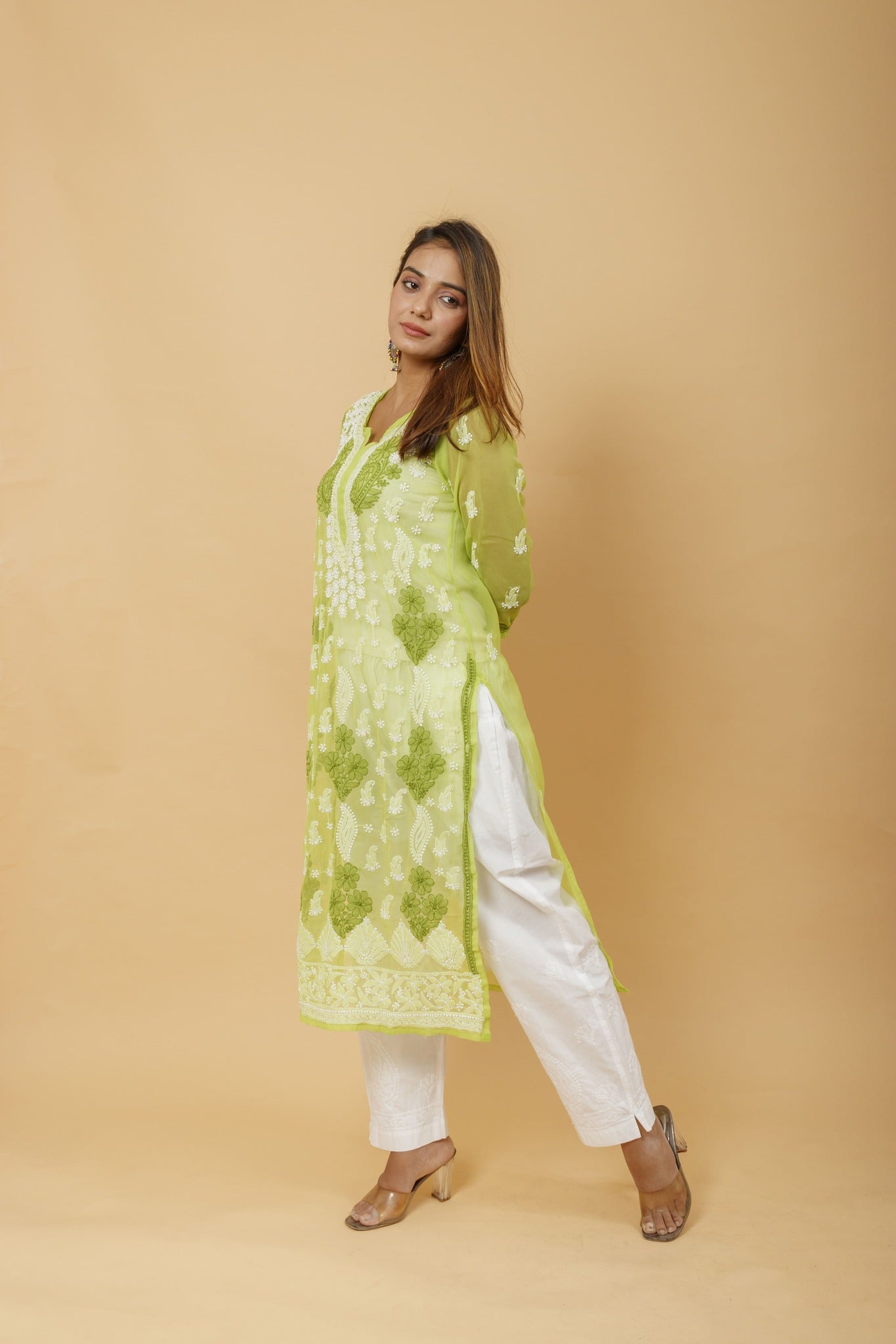 Arsh Handcrafted Green Semi Georgette Chikan Kurti - arshchikan