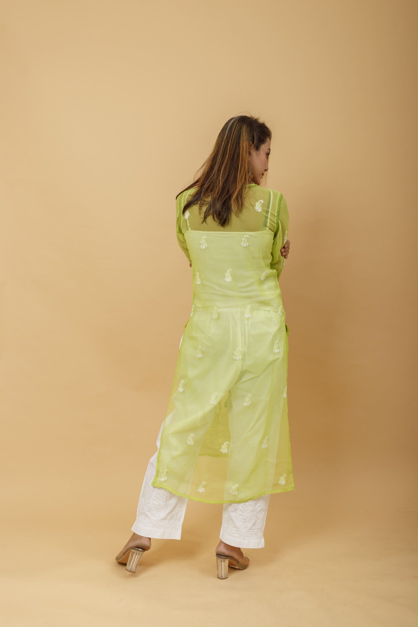 Arsh Handcrafted Green Semi Georgette Chikan Kurti - arshchikan