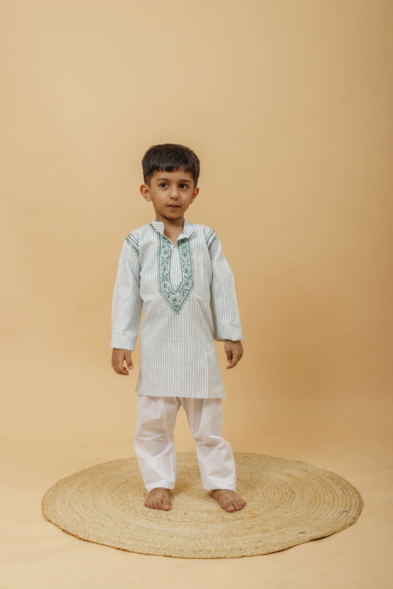Arsh Handcrafted Boys Kurta Pajama Chikankari Set - arshchikan