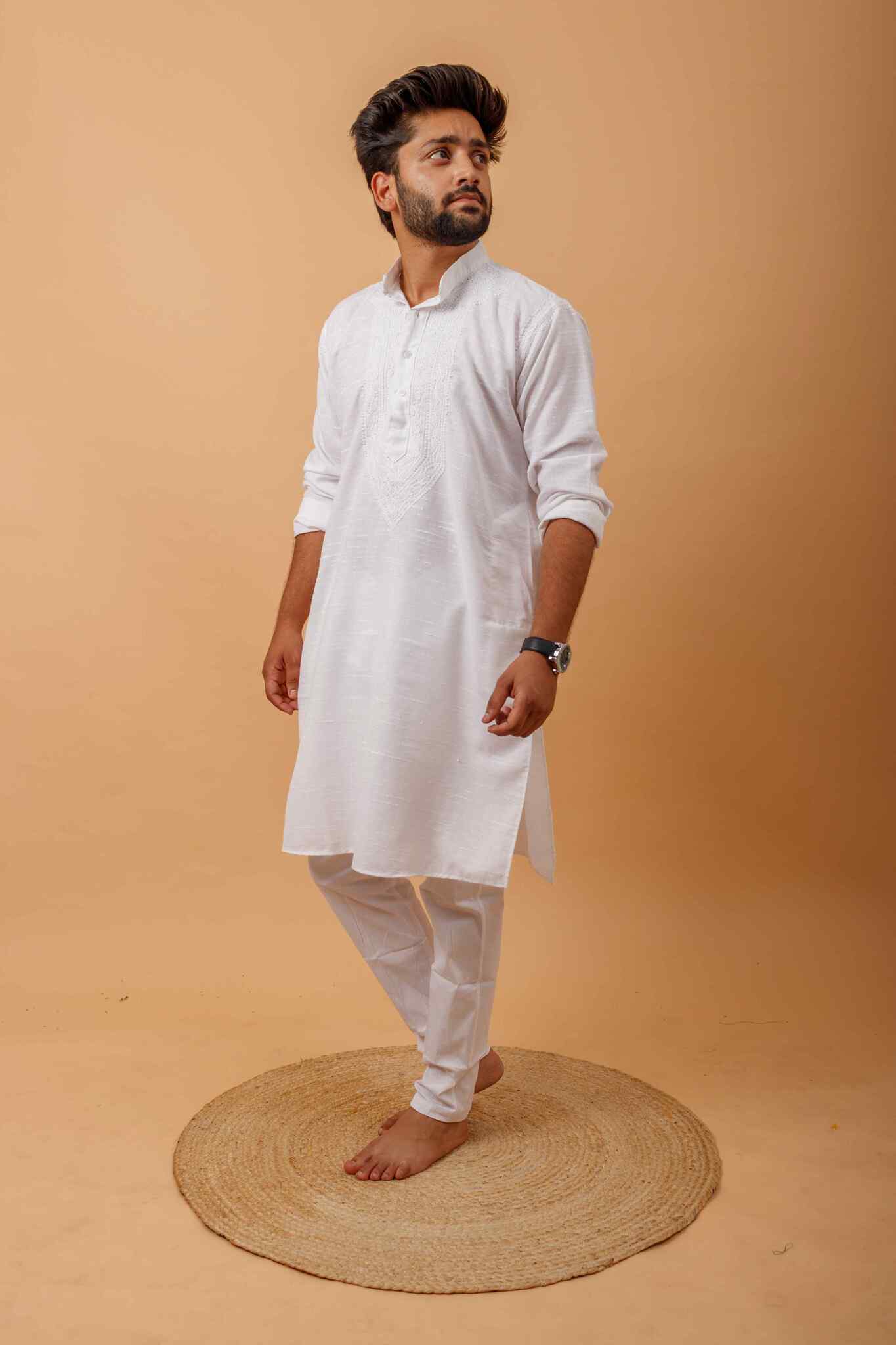 Arsh Handcrafted White Neck Embroidered Jute Cotton Men's Kurta - arshchikan