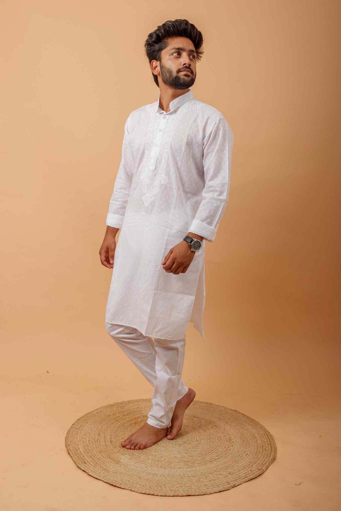 Arsh Handcrafted White Neck Embroidered Pure Cotton Men's Kurta - arshchikan