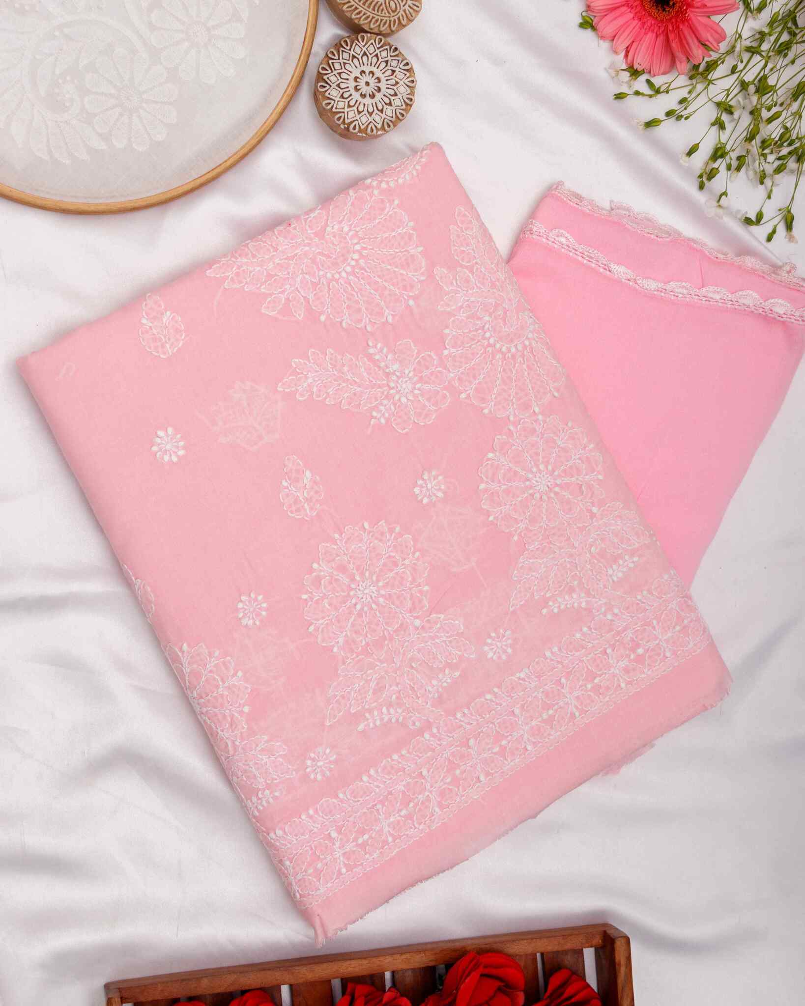 Arsh Handcrafted Light Pink Cotton Unstitched Chikankari 3pc Suit - arshchikan
