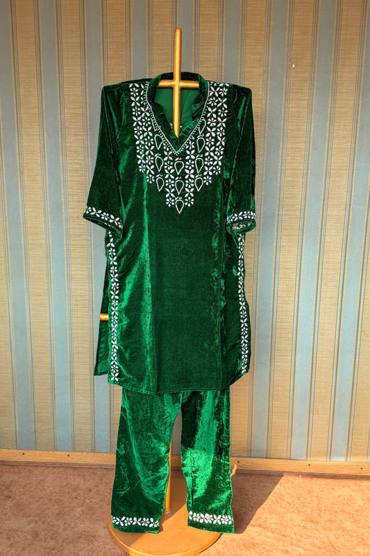 Arsh Hand Embroidered Velvet Chikankari Semi Stiched Coord Set