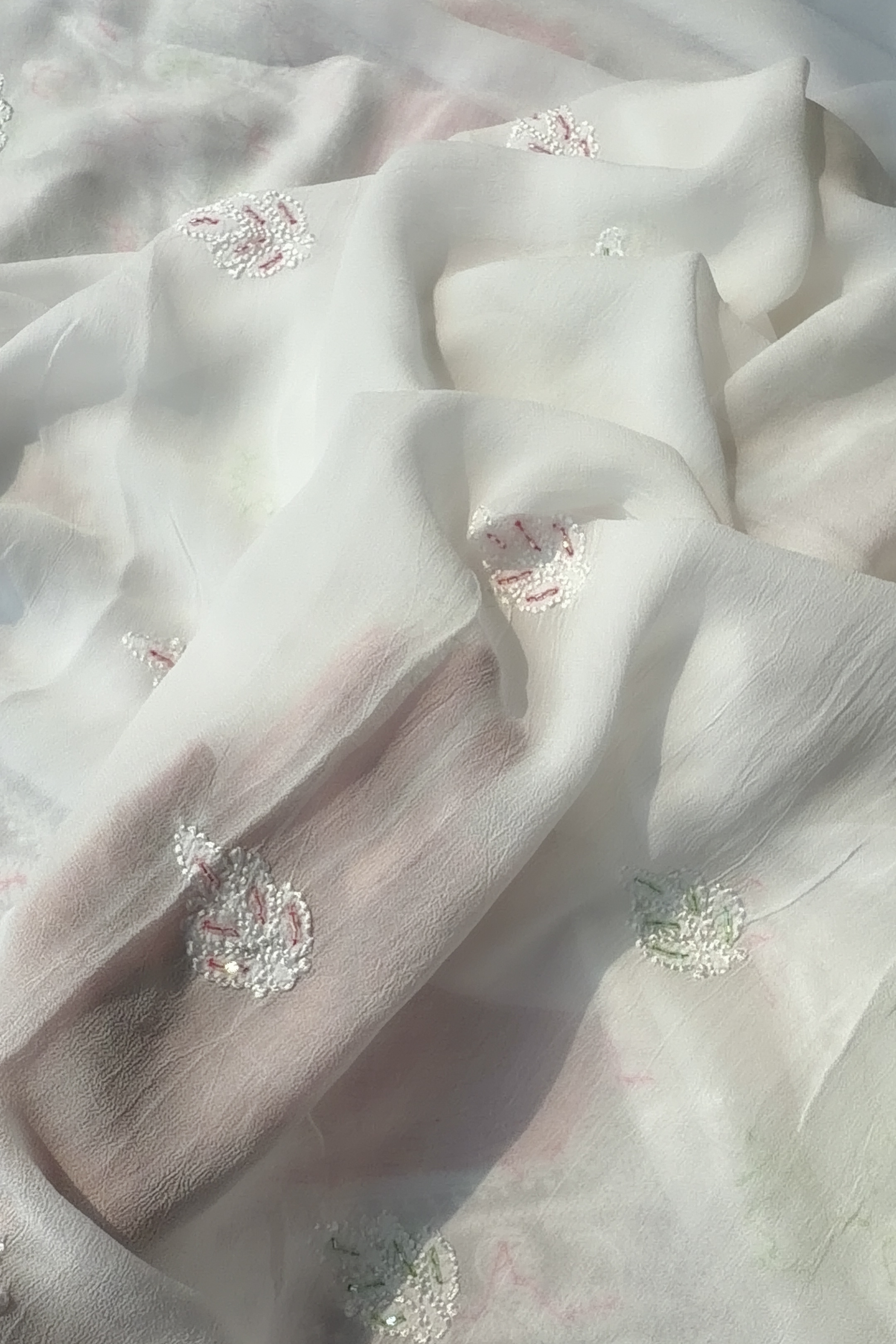 Arsh Handcrafted Pure Viscose Georgette Unstitched Chikankari 3pc Suit Set - arshchikan