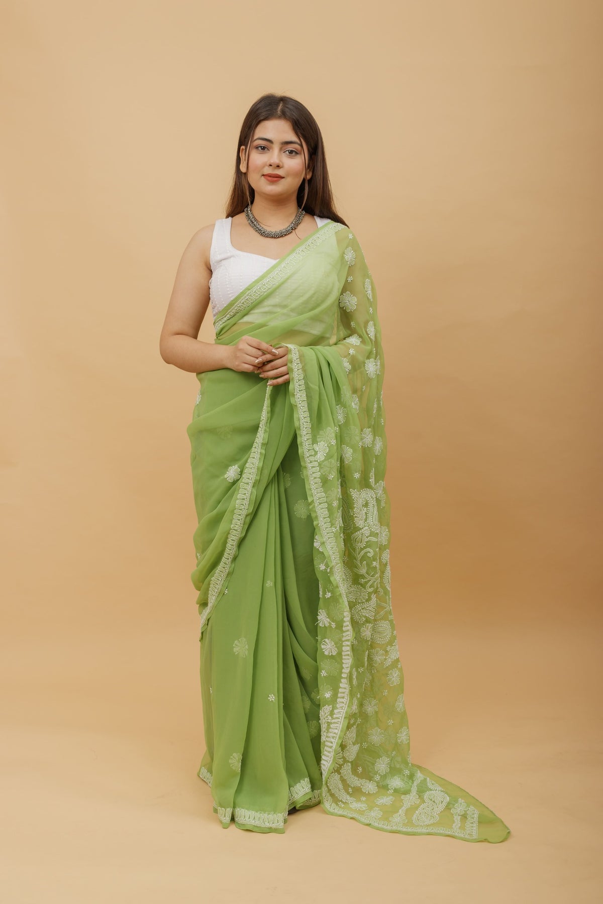 Arsh Handcrafted Semi Georgette Heavy Palla Chikan Embroidered Saree